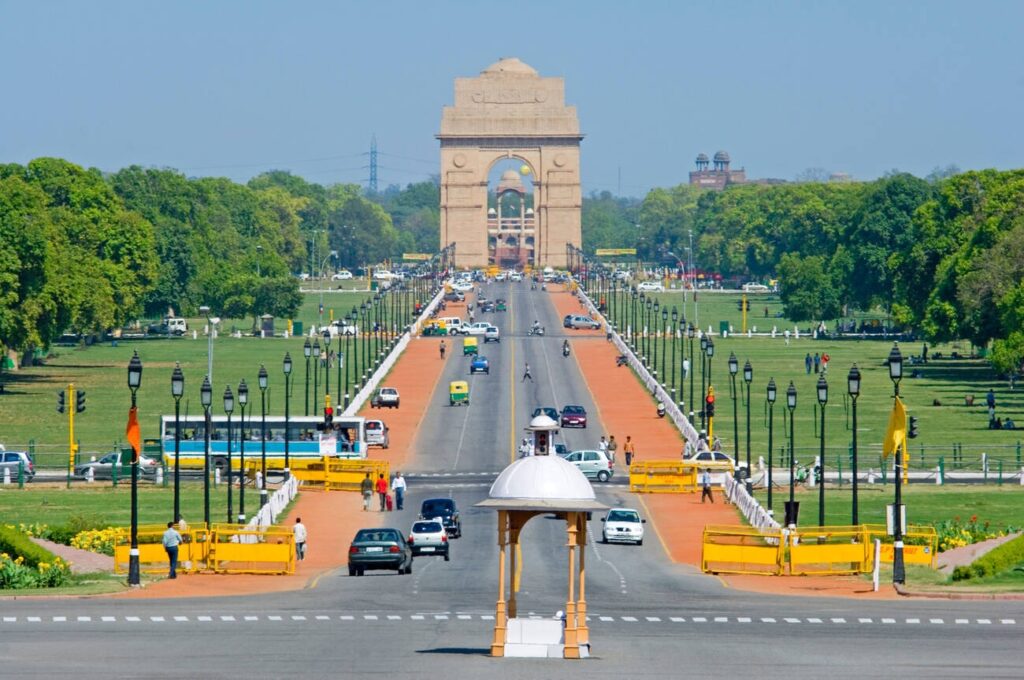 India Gate  view with surroundings